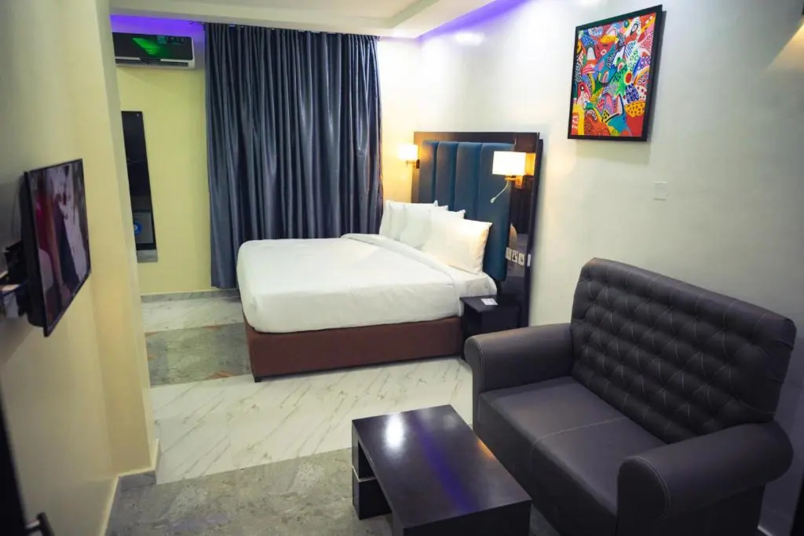 Beniks Courtyard Hotel