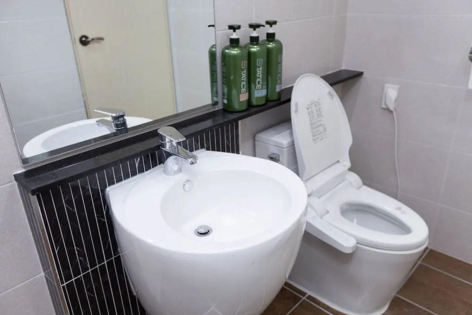 P-237 Spa & Pool Villa