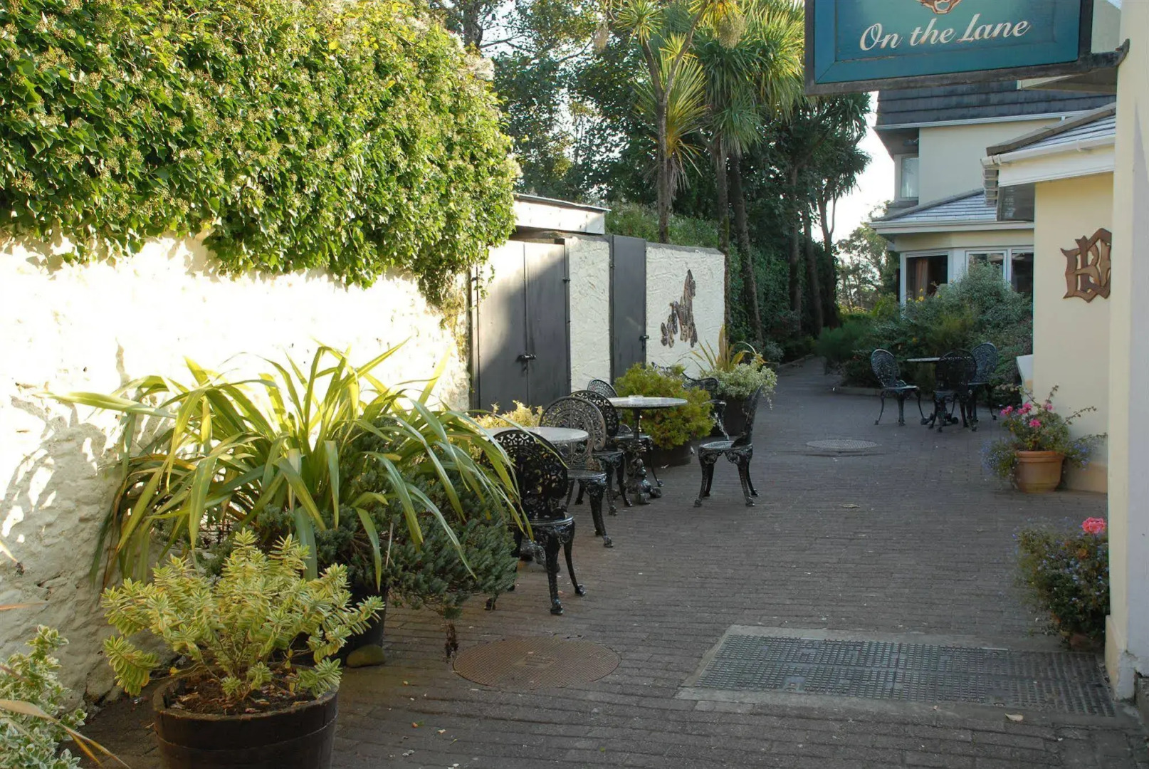 Dingle Benners Hotel