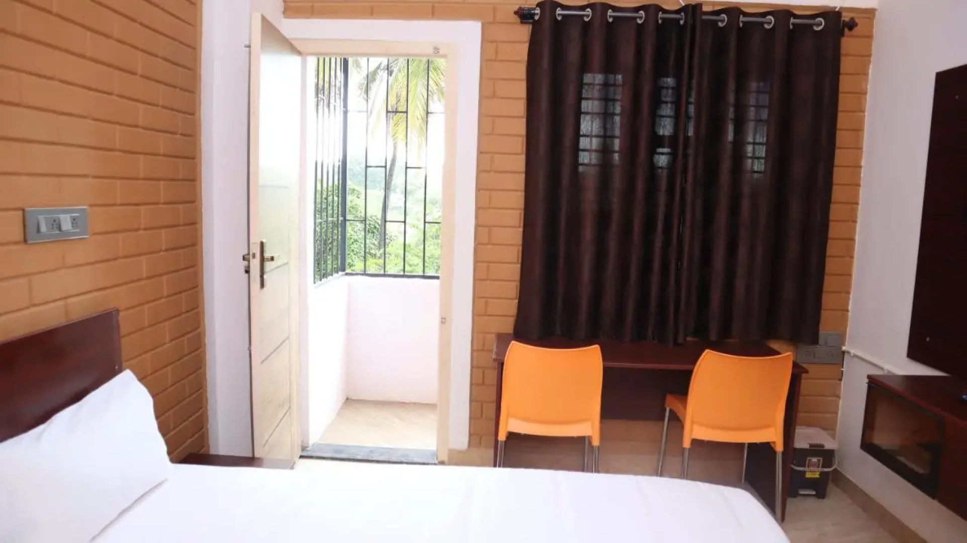 Smilestay Shree Jayaganga Arcade