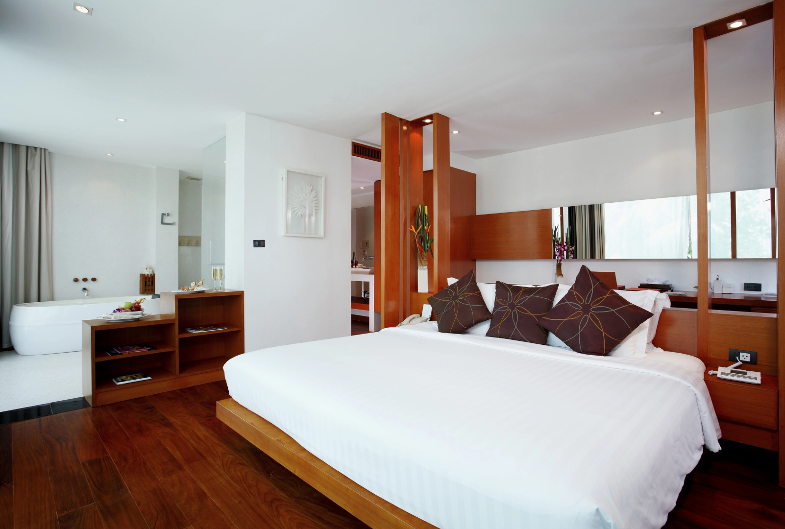 Курортный отель La Flora Resort Patong