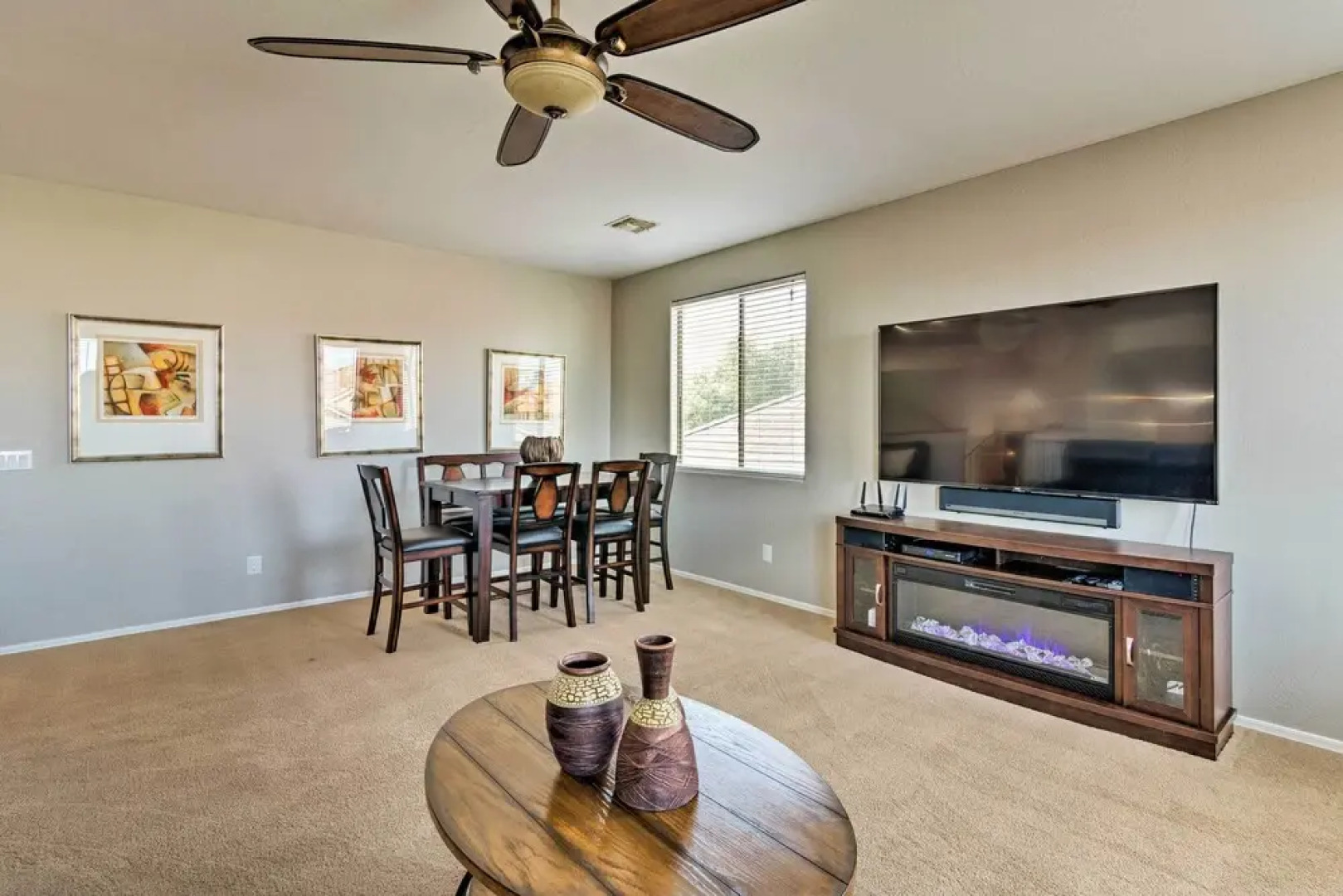 Near Westgate Entertainment District: Home w/ Pool