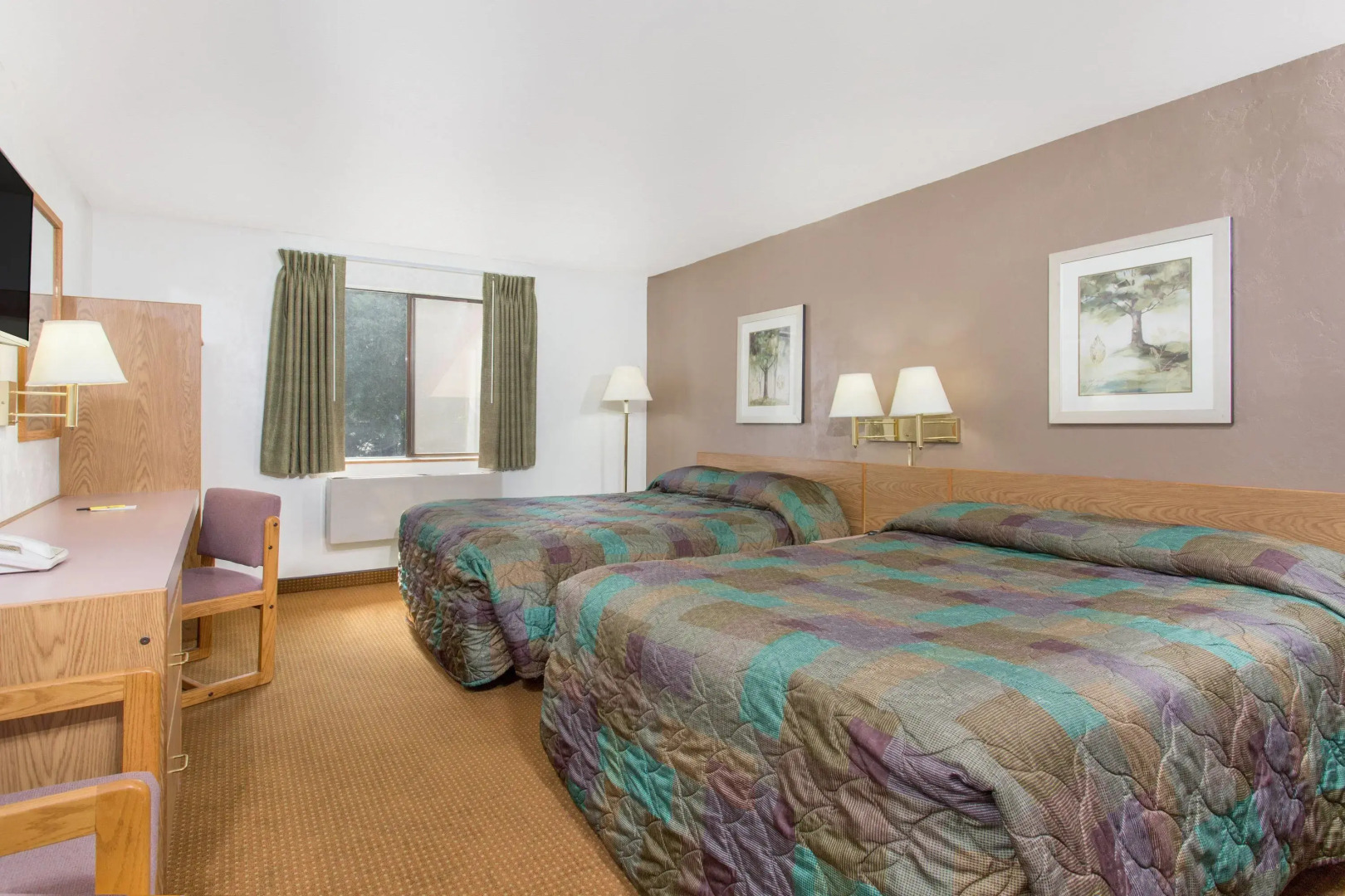 Super 8 by Wyndham Lacey Olympia Area