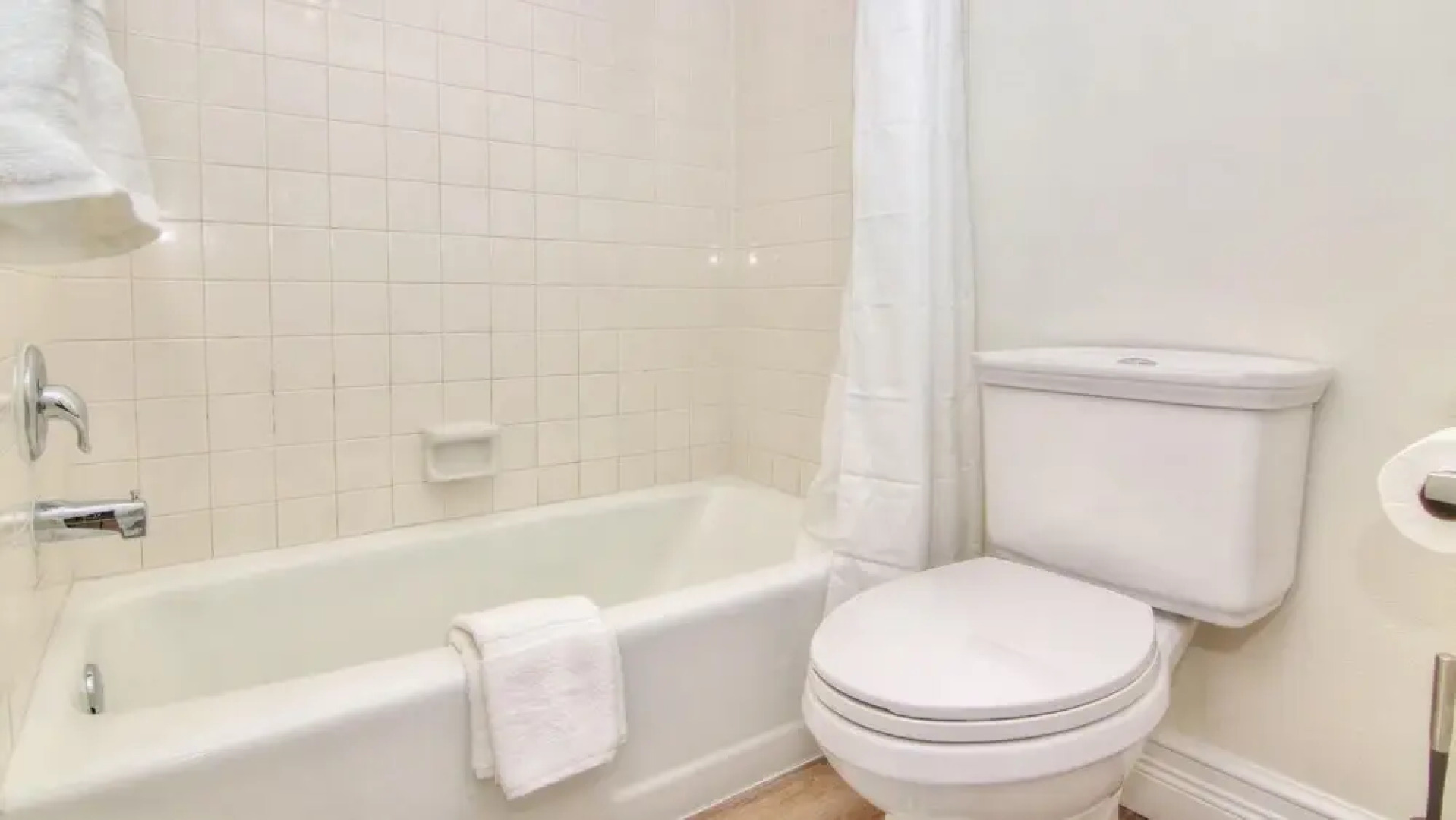 Sea Oats 307 by Teeming Vacation Rentals