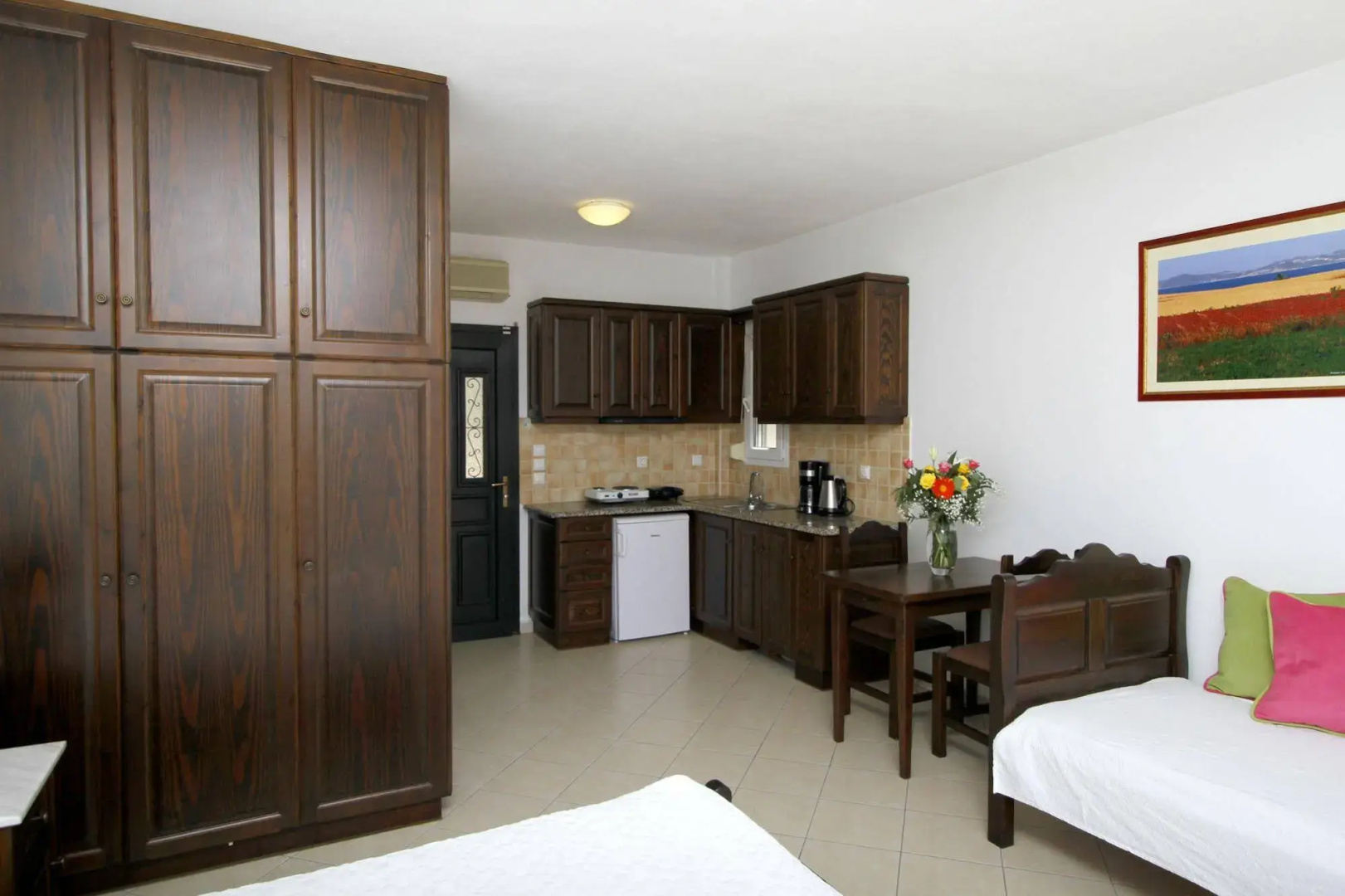 Amygdalies Apartments