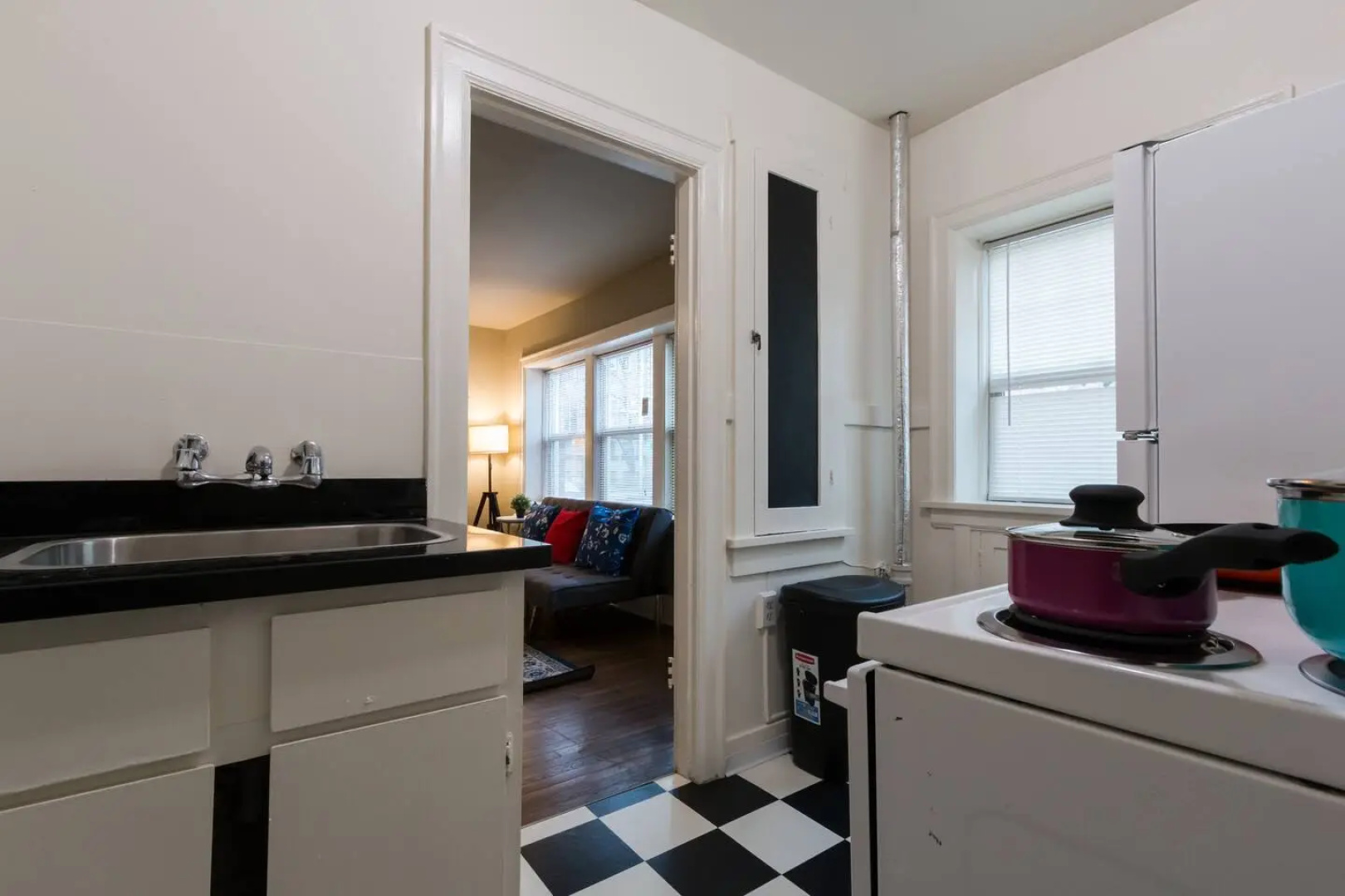 Historic Condo Downtown with great amenities!