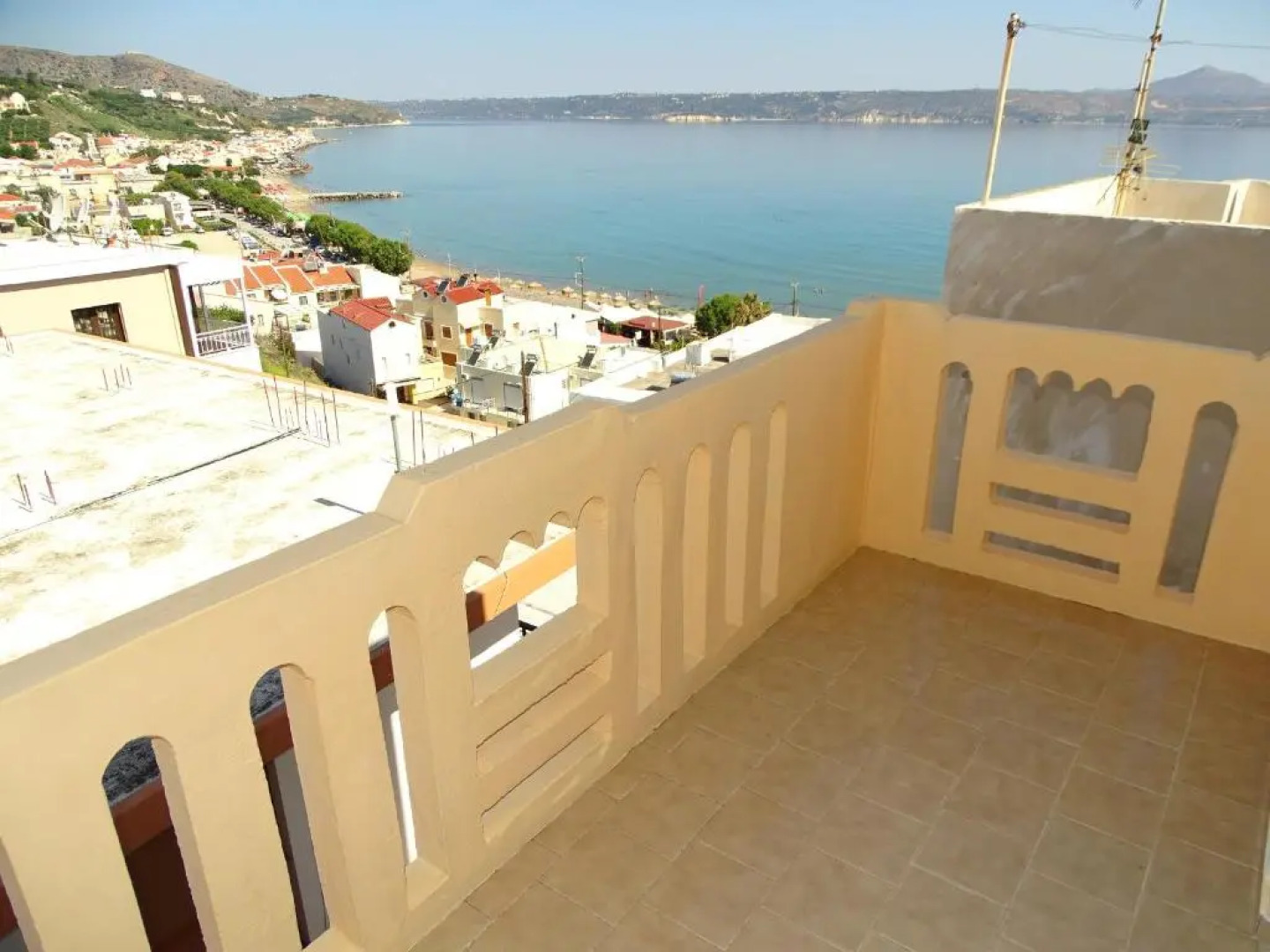 Emilia Studios And Apartments