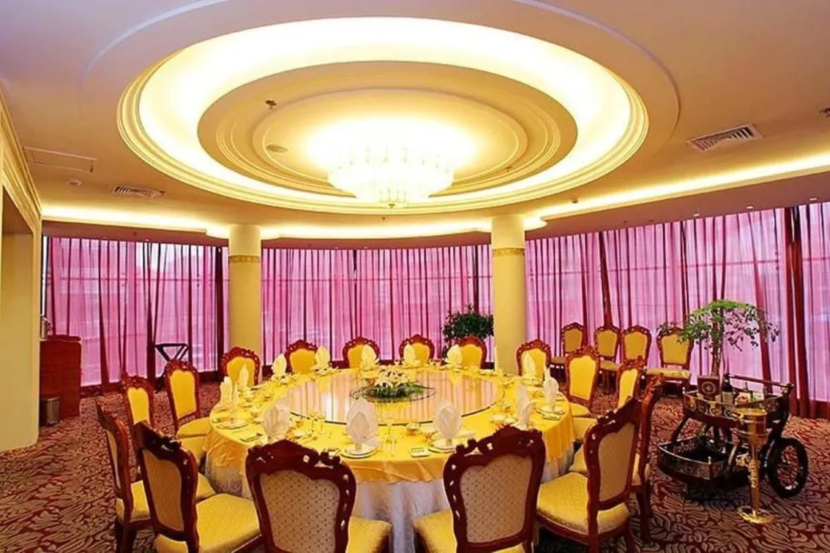 Tian Bao International Hotel
