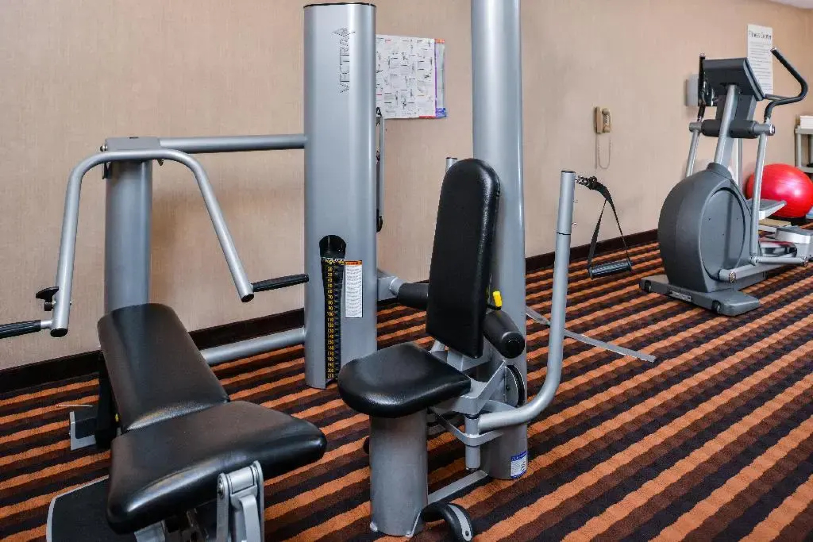 Holiday Inn Express Hotel & Suites Portland-Jantzen Beach by IHG