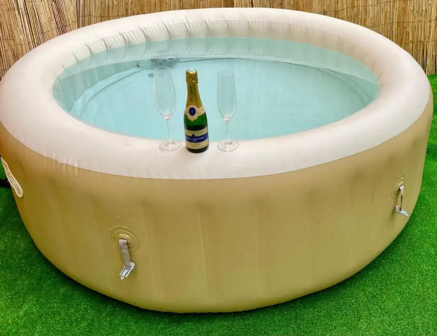 Nouveauté - L'Oasis - T3 - 70 M2 - Jacuzzi