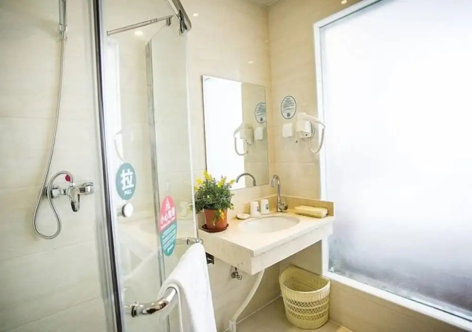 GreenTree Inn TianJin Jinnan XianShuiGu Nanhuan Road Express Hotel