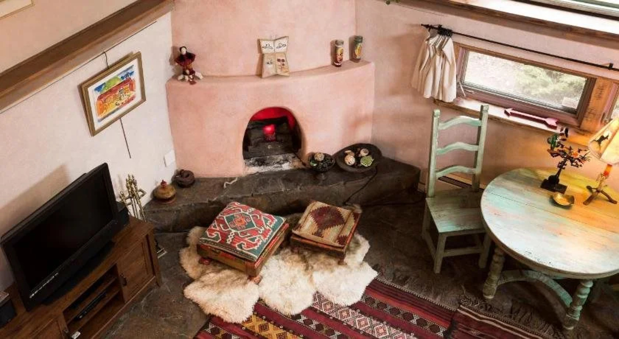 Inger Jirby Gallery & Guest Houses