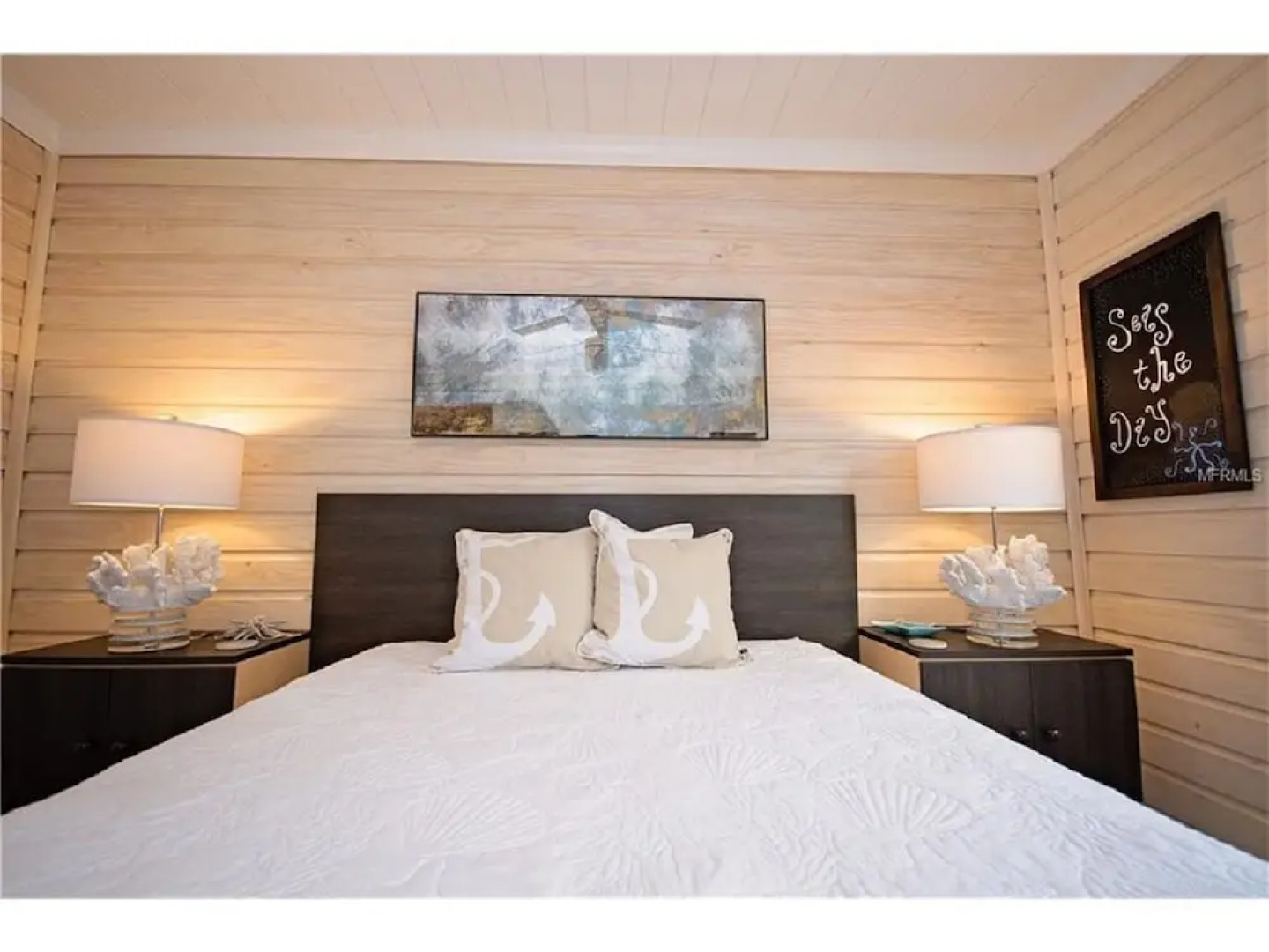 6West Beach Cottages