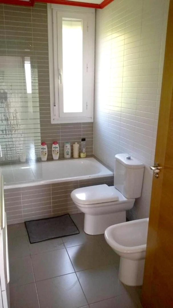 House With 5 Bedrooms in Guardia, With Enclosed Garden and Wifi