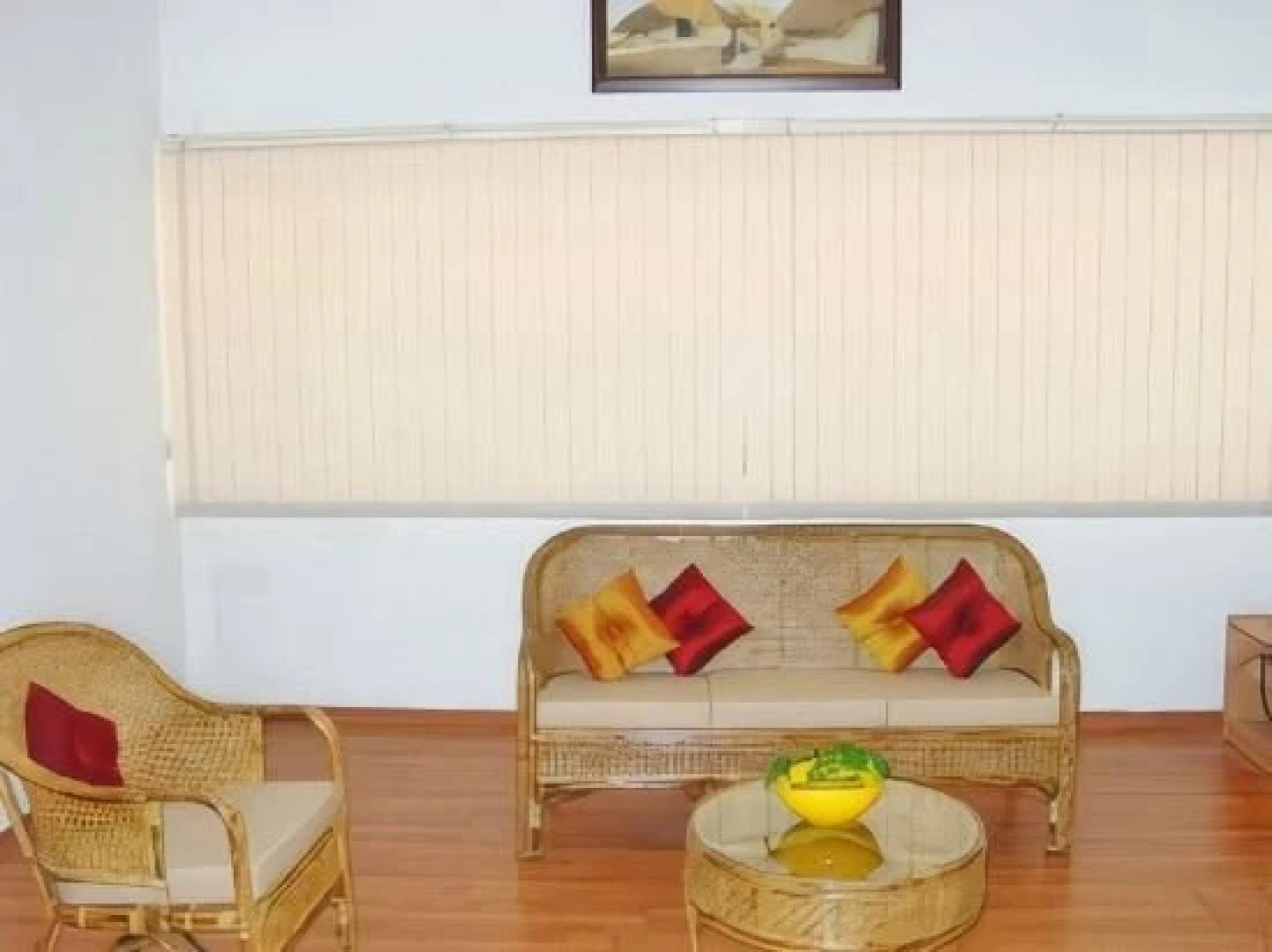 Executive Comfort OMR