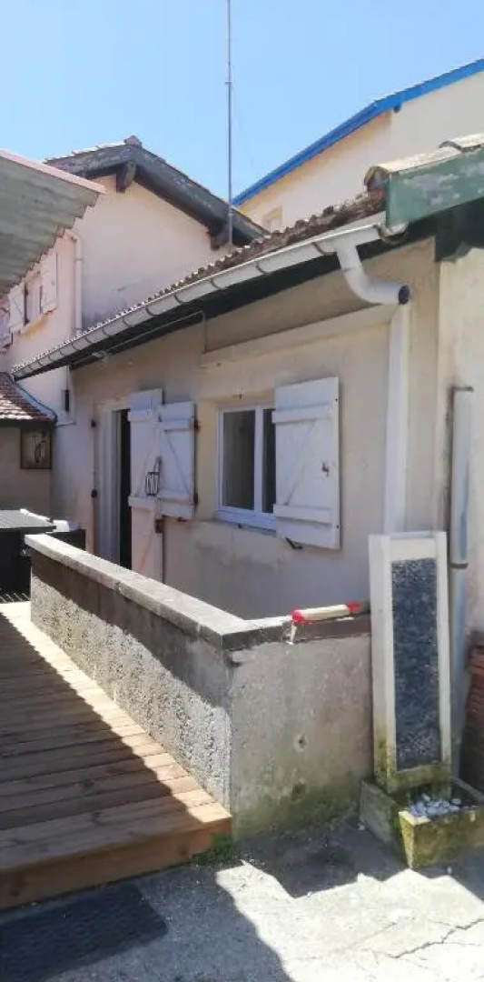 Spacieuse Maison 6 Chambres a 50 M de la Plage