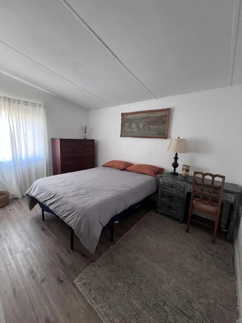 Cozy Lake House Surrounded by Mountain's