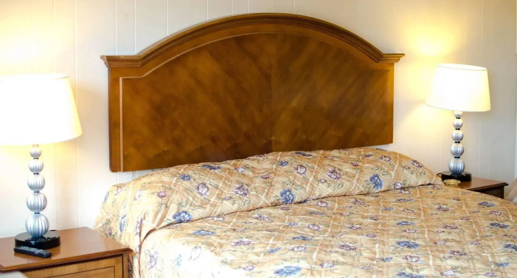 Lee High Inn