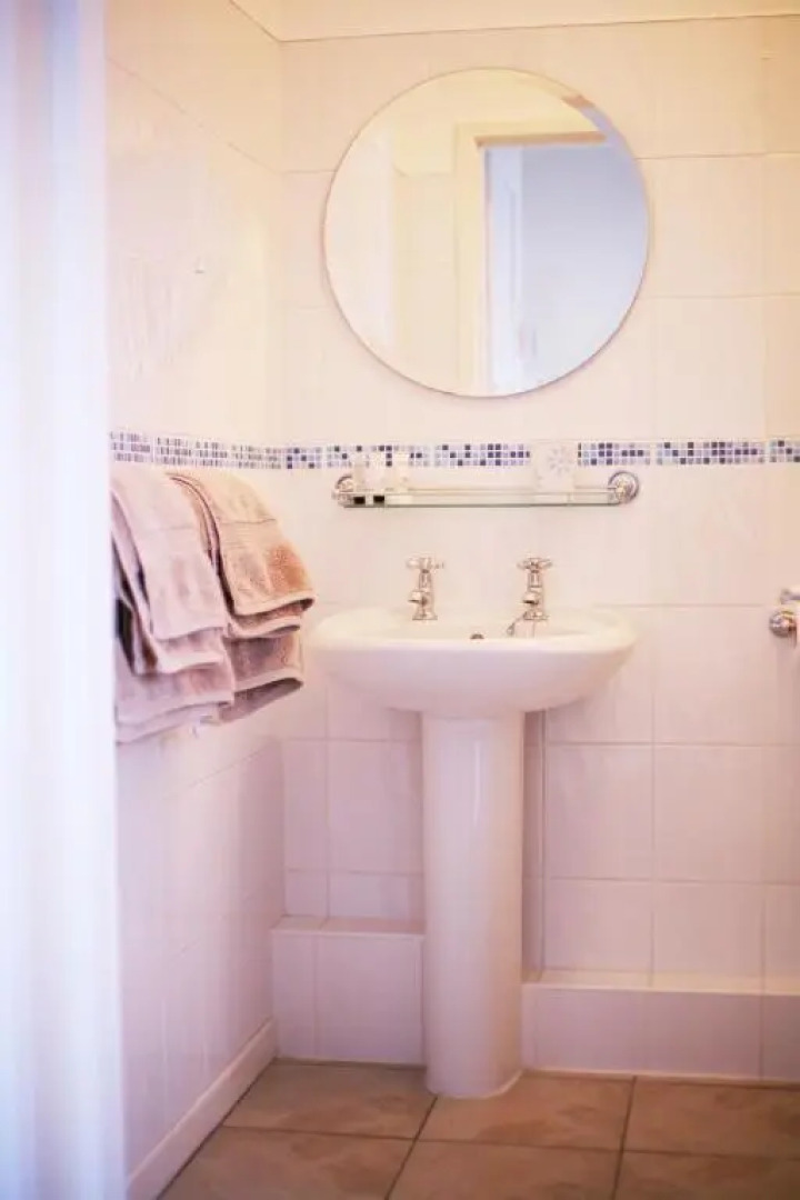 Granary at Tyddyn Isaf