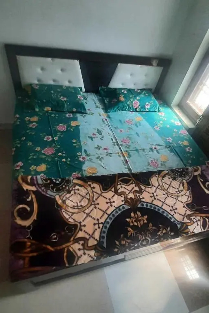 Oyo Home Blue Back Guest House