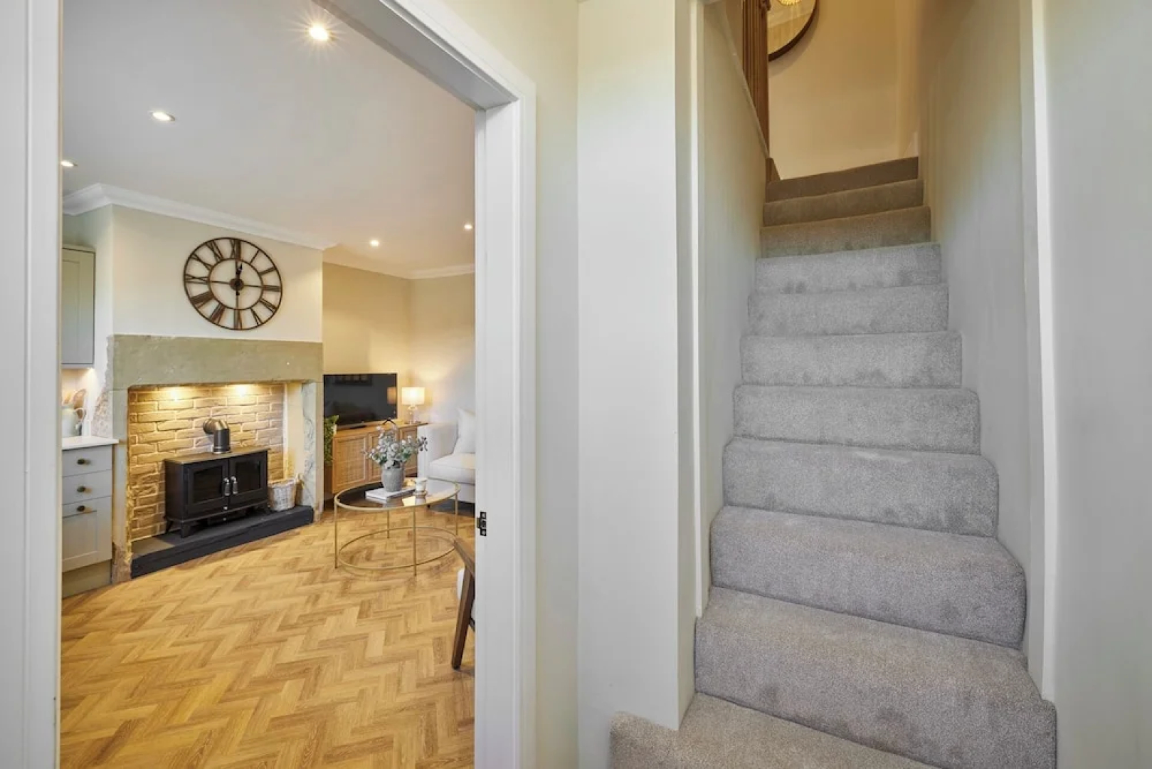 Host Stay Oakwell Cottage