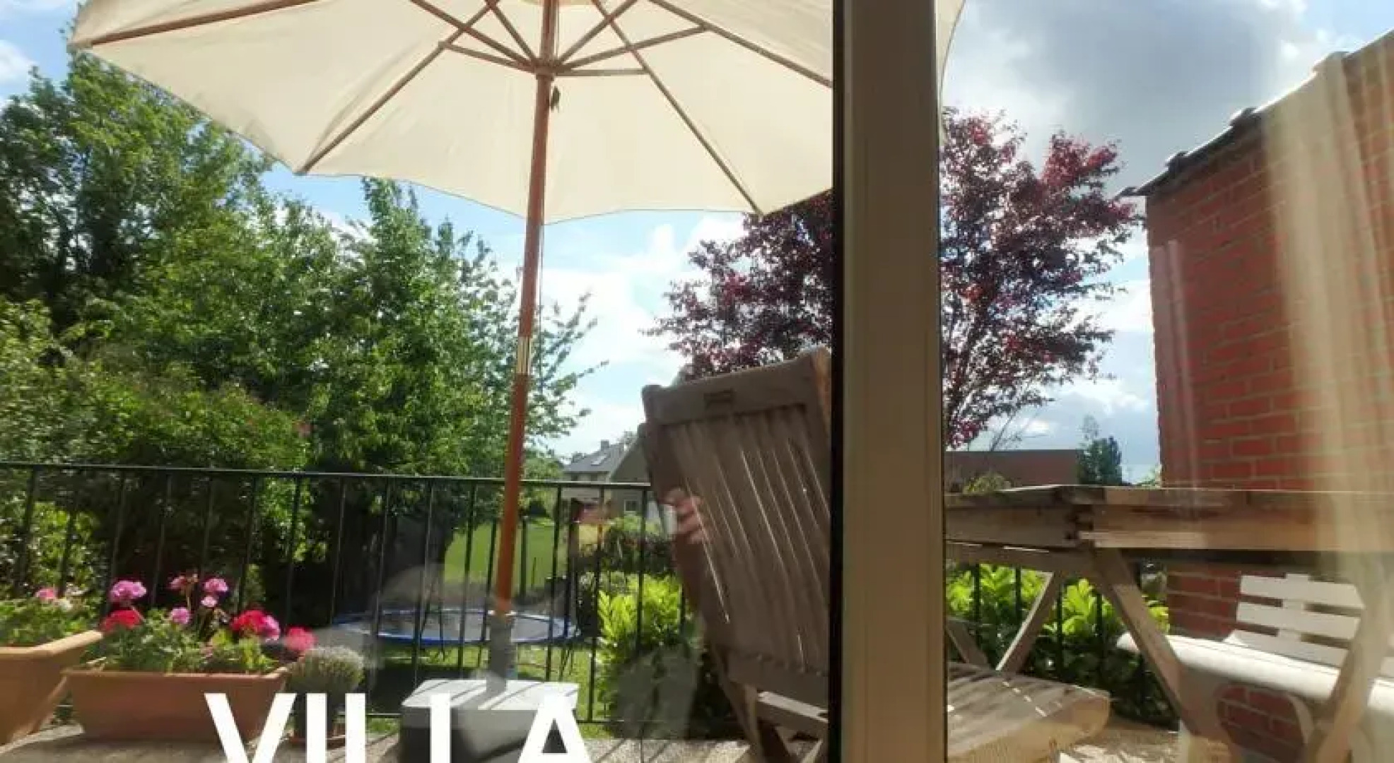 A Sunny and Green Real Home