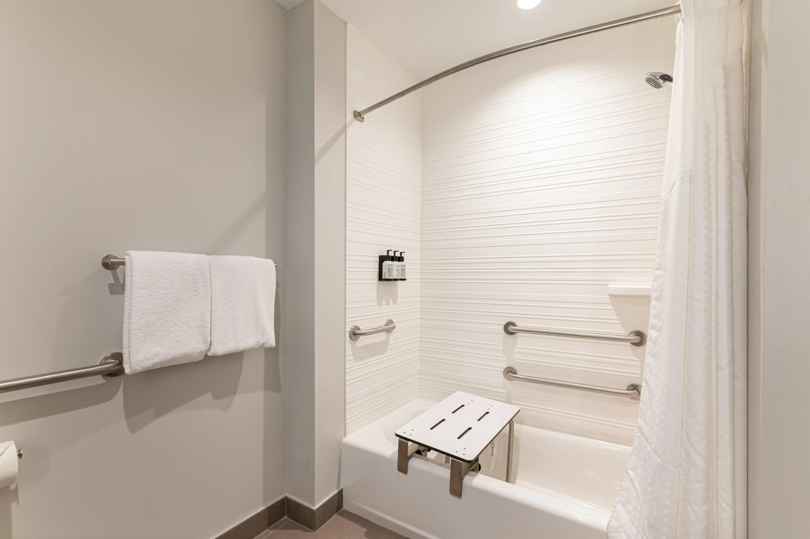 avid hotel Summerville by IHG