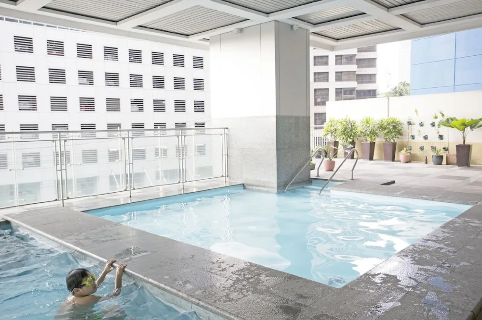 Indigo Manila Apartment @ ADB