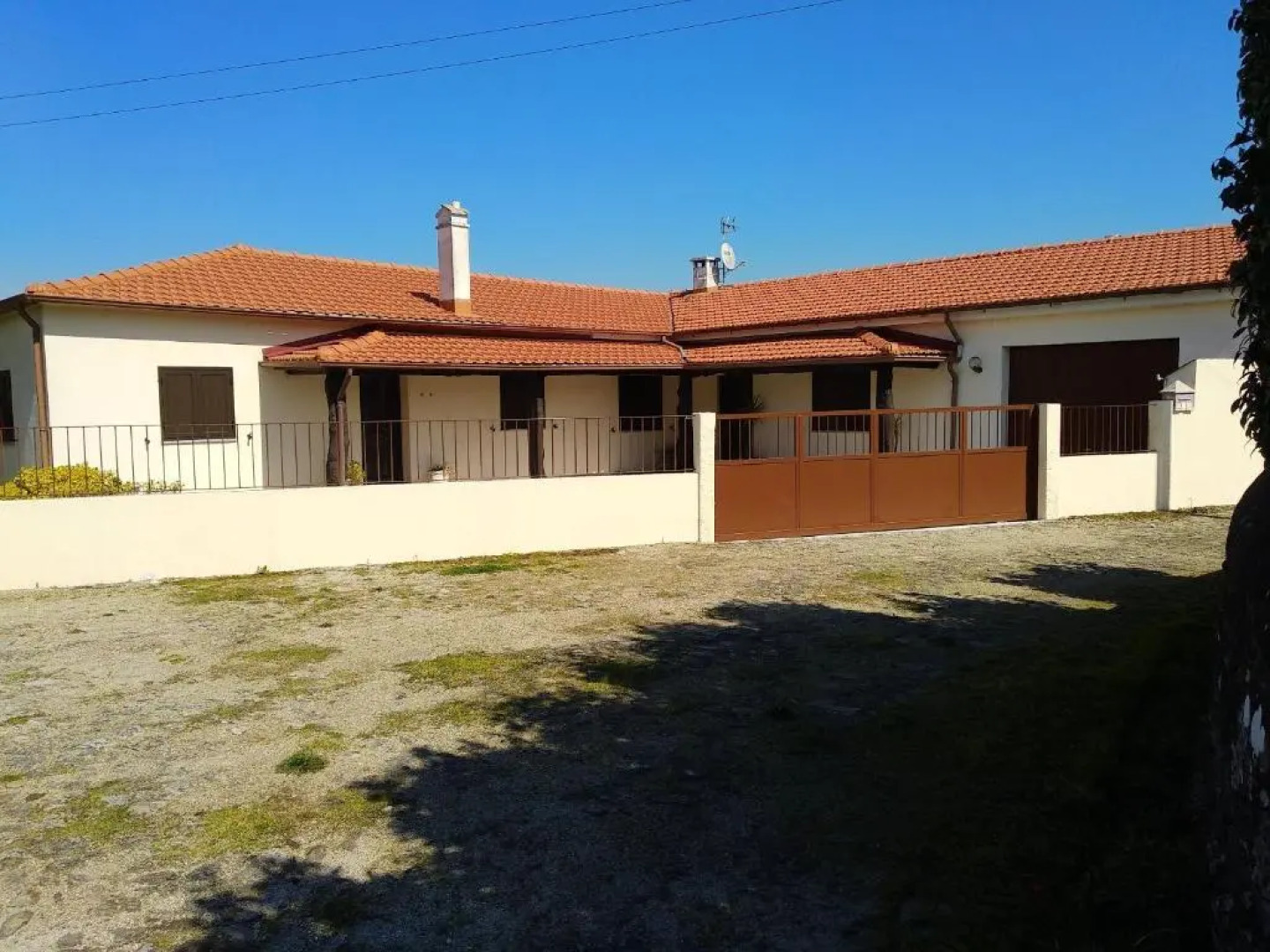 Villa With 4 Bedrooms in Vila Nova de Cerveira, With Wonderful Mountai