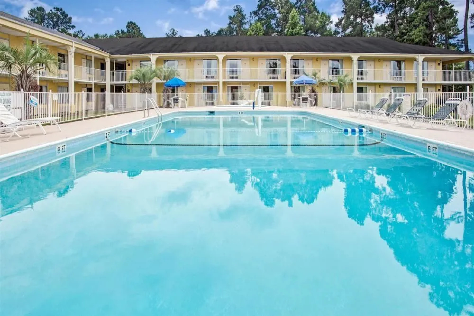 Ramada Walterboro
