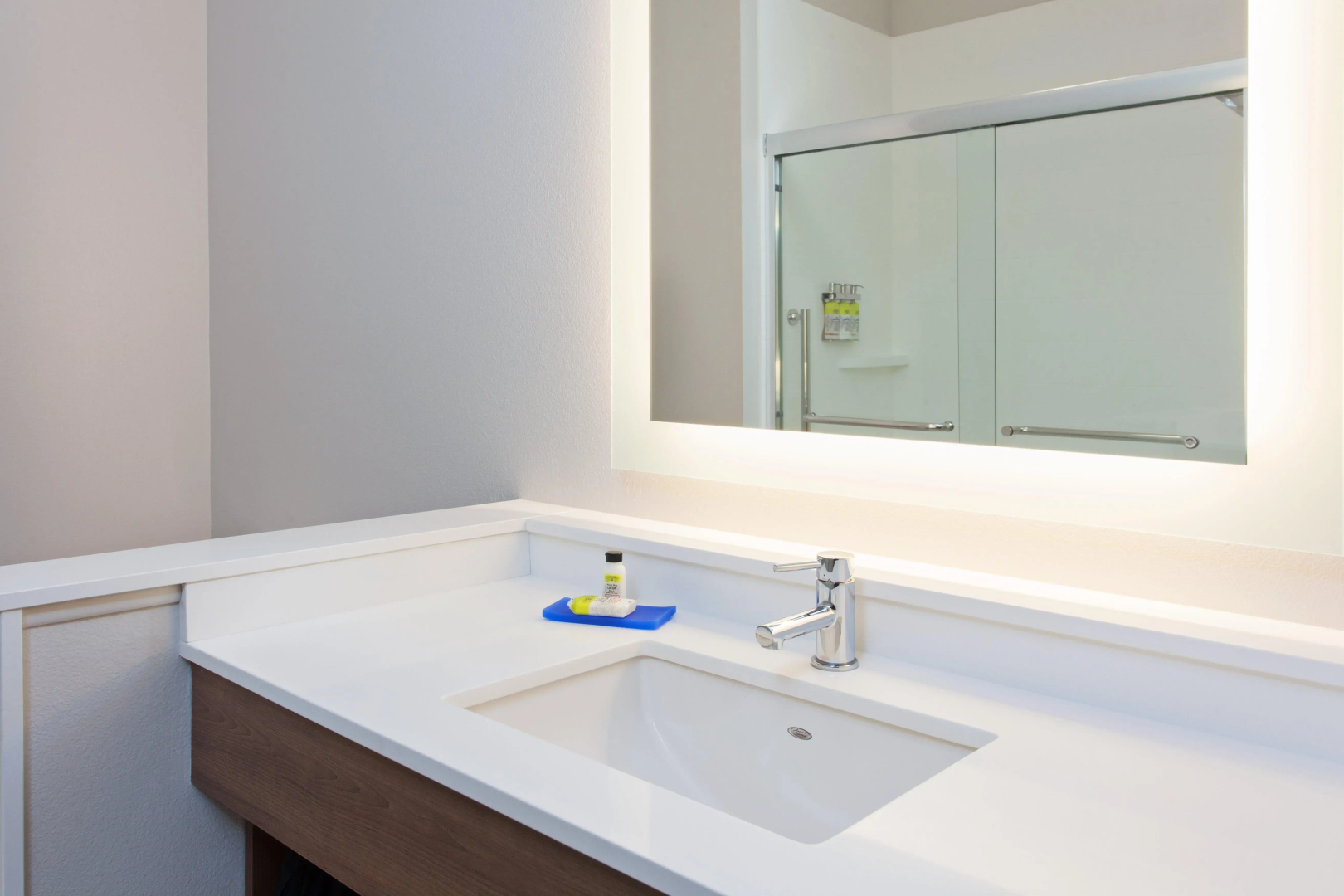 Holiday Inn Express & Suites Moses Lake by IHG