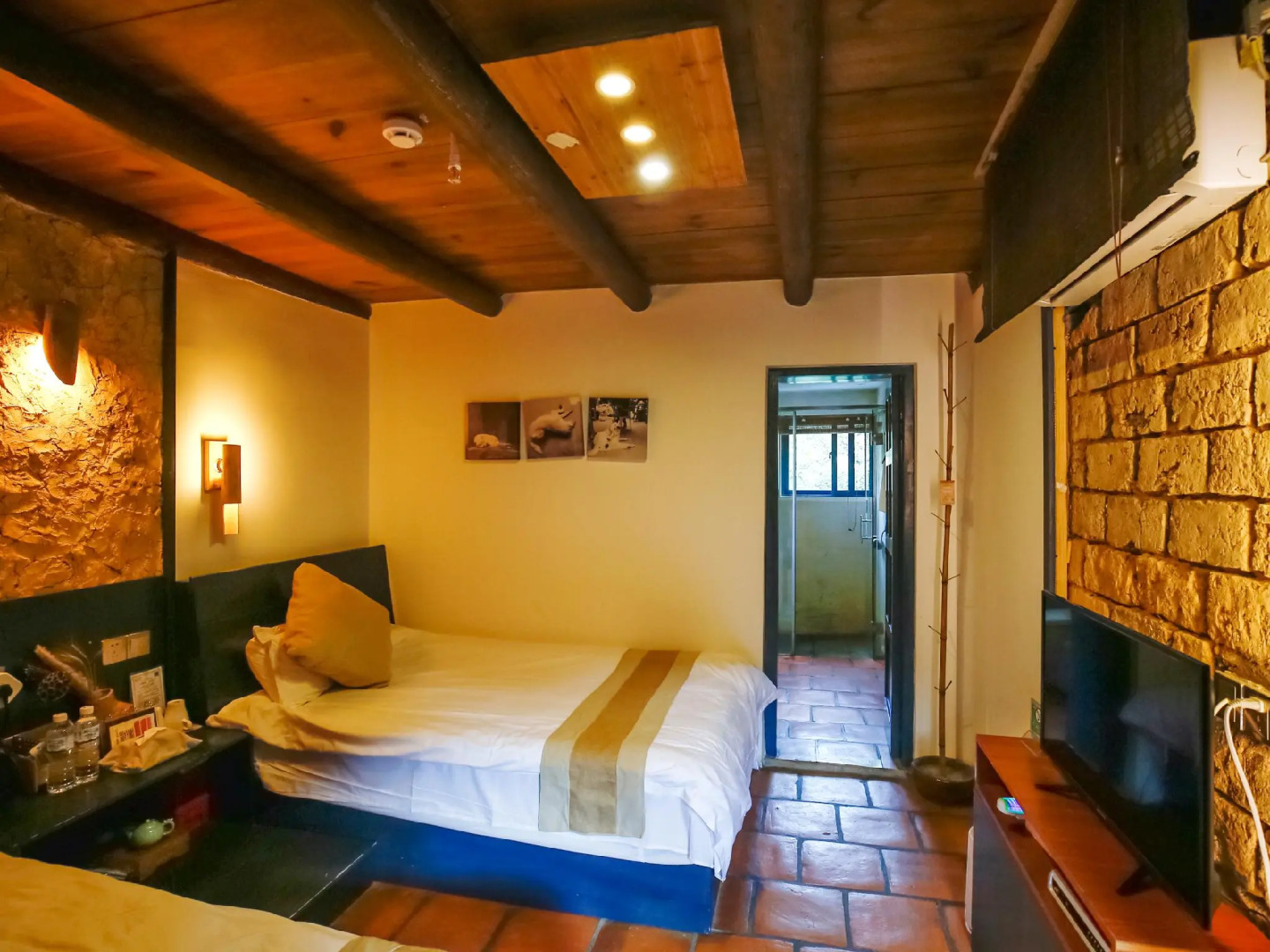 Nanjing Tulou Herongzhuang Inn