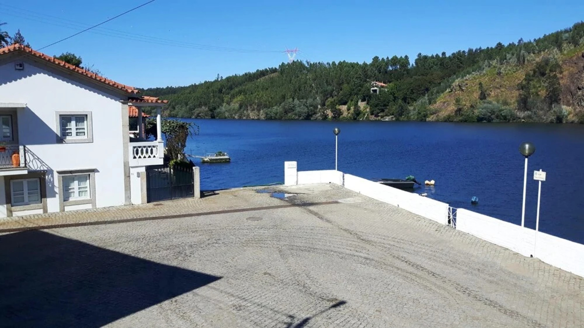 House With one Bedroom in Santa Maria de Feira, With Wonderful Mountai