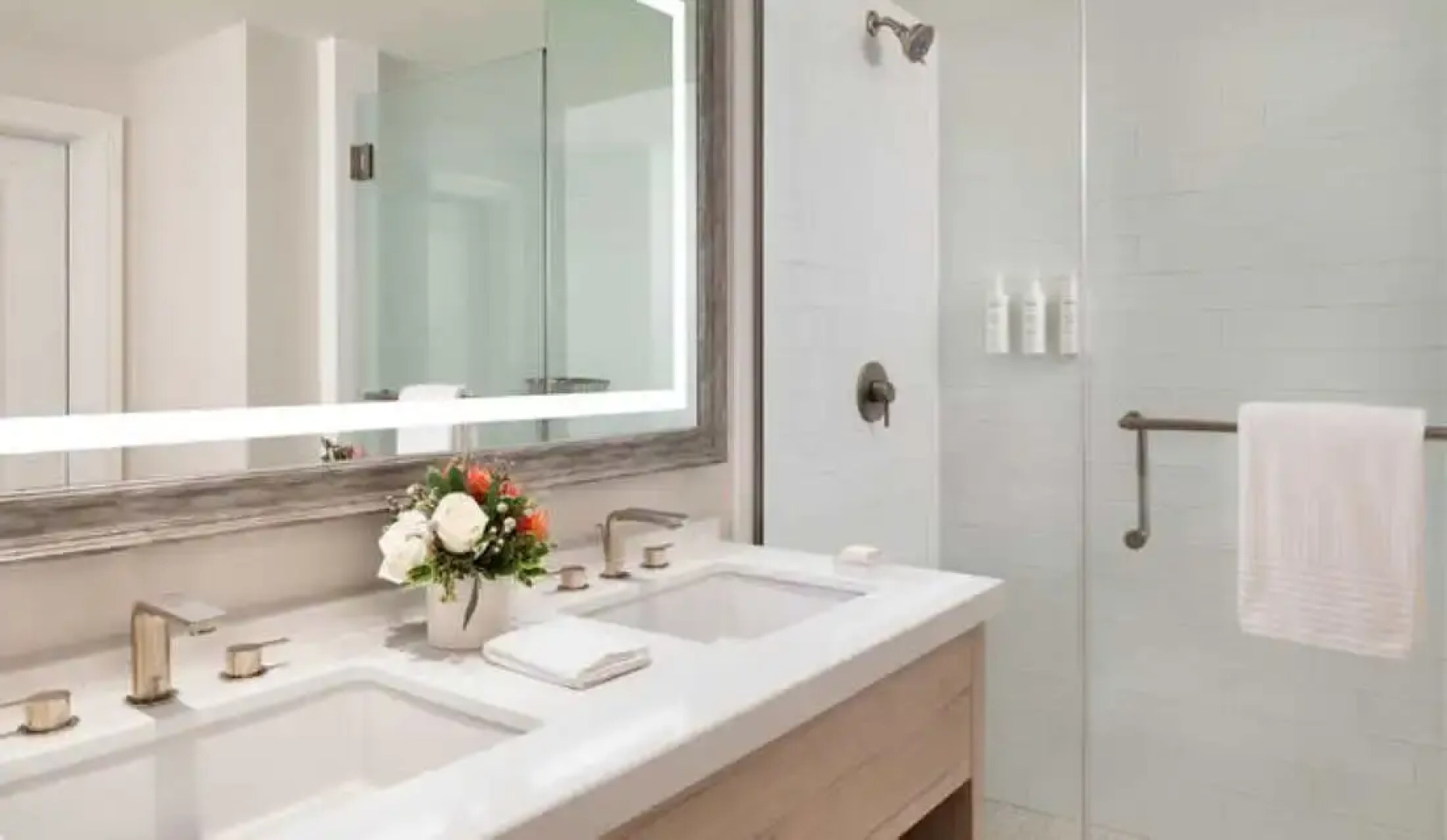 Sunseeker Resort Florida Gulf Coast, Curio Collection Hilton