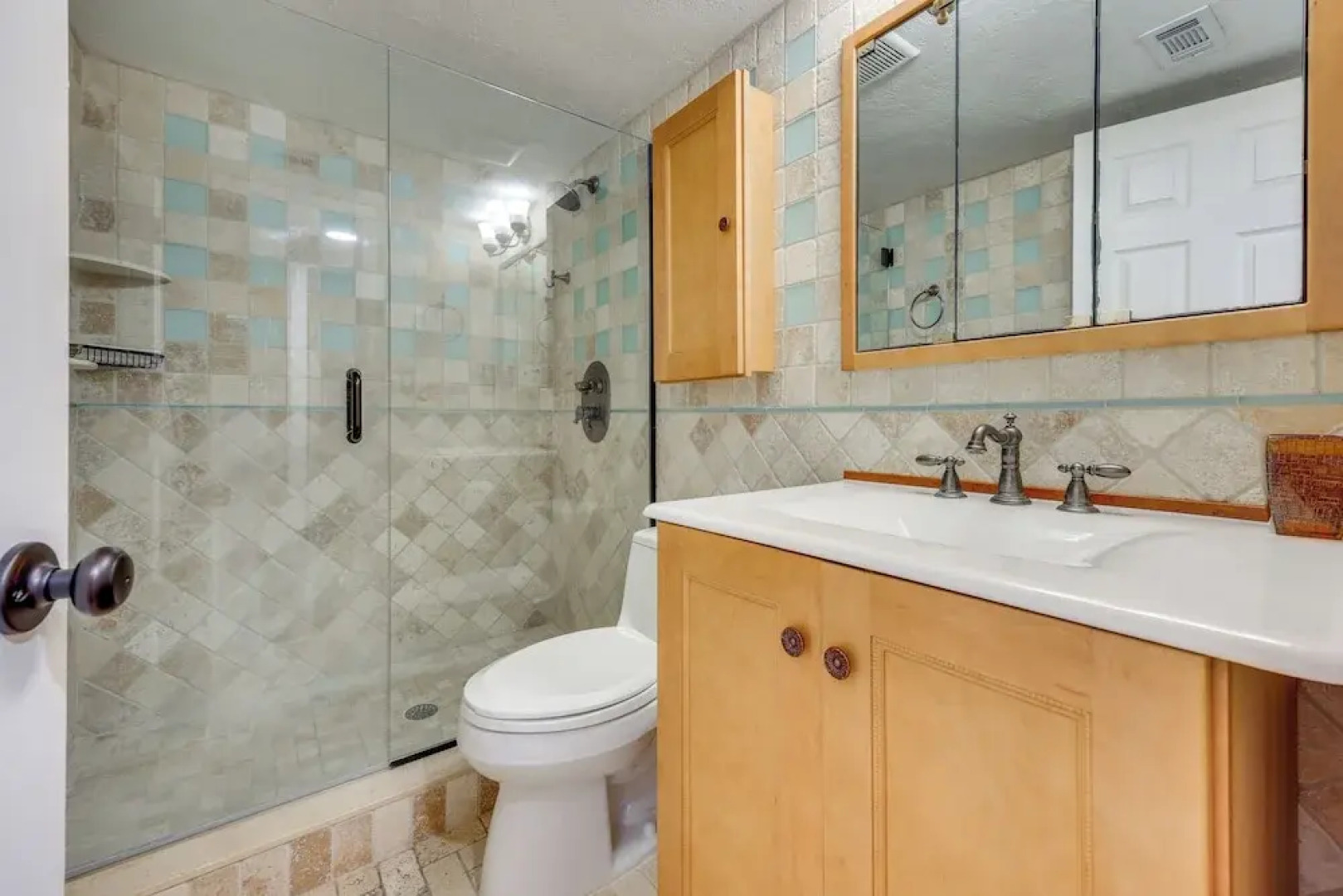 River-view Condo w/ Boat Slip in Welaka!