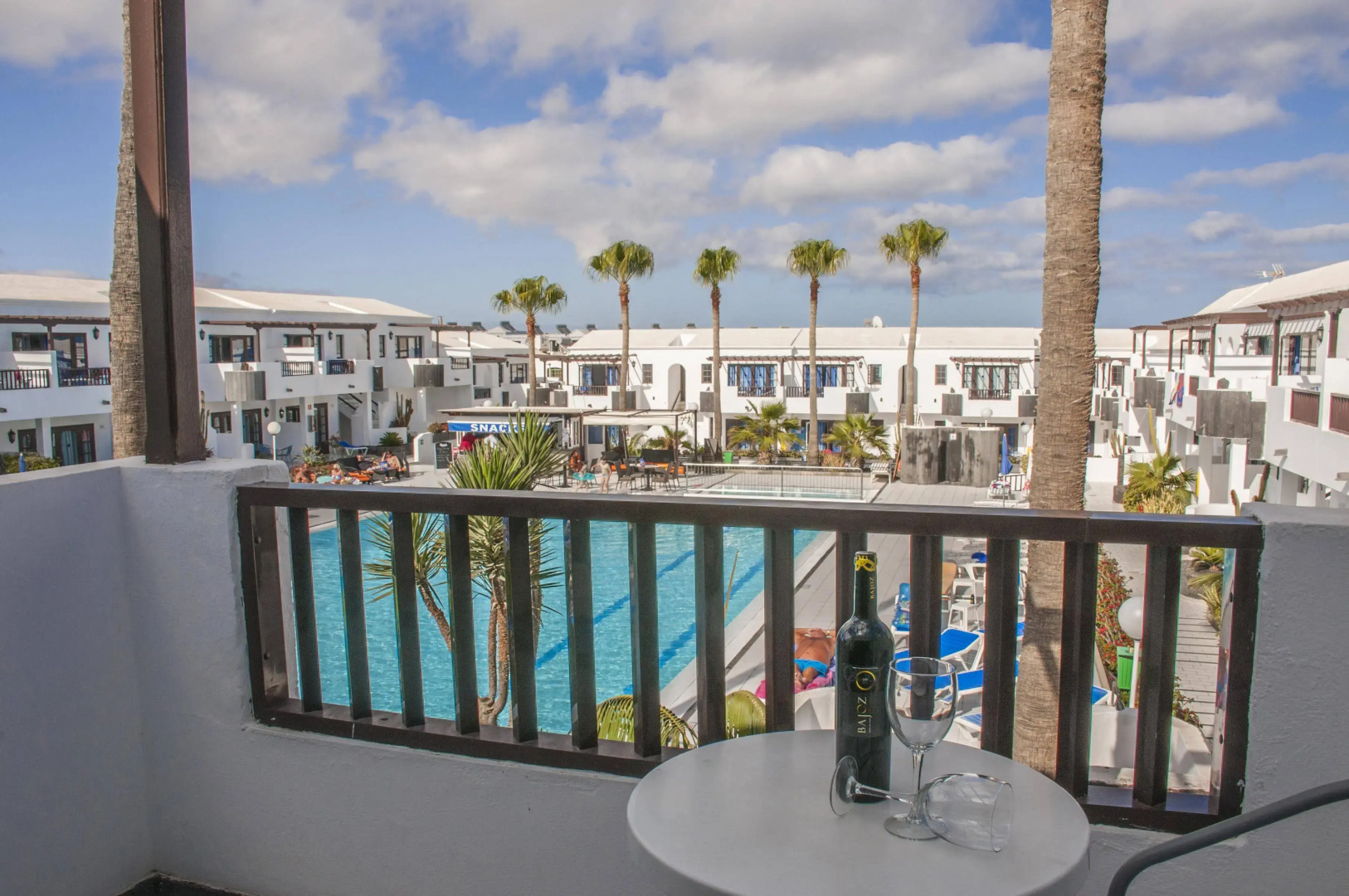 Apartamentos Plaza Azul