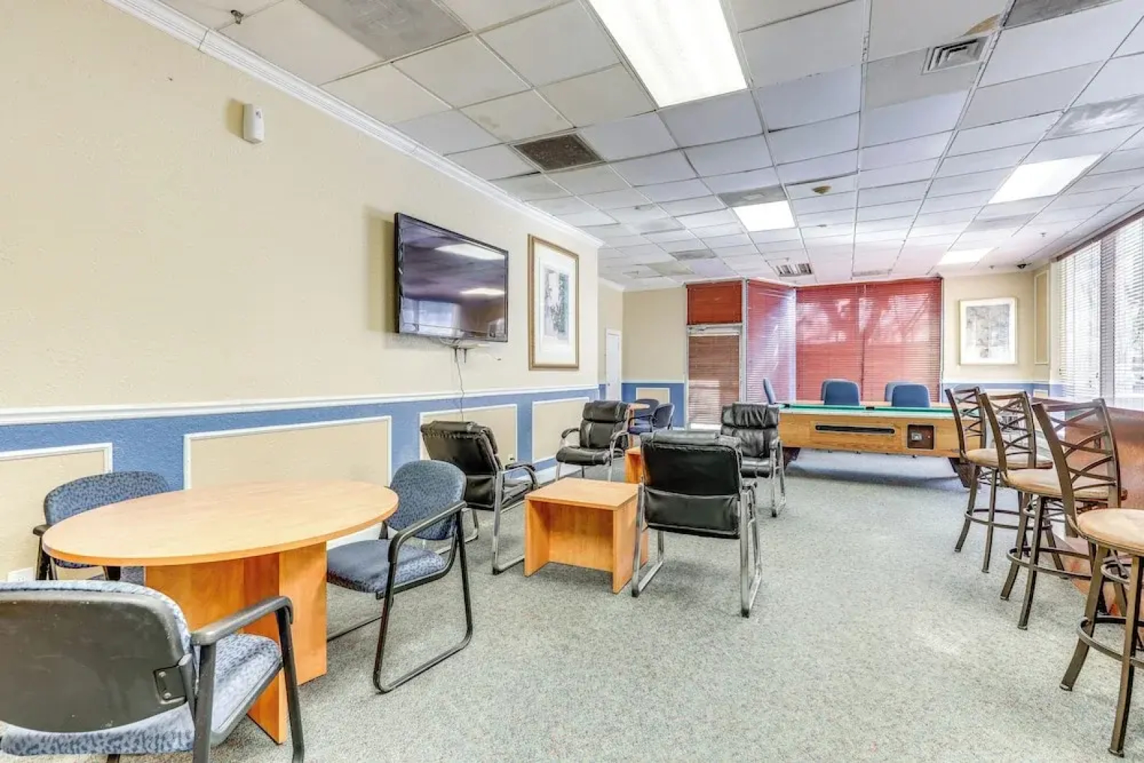 Downtown Studio w/ City Views in Jacksonville!