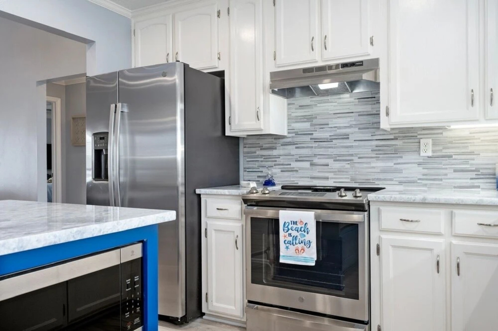 Bolivar Slam 3 Bedroom Home by RedAwning