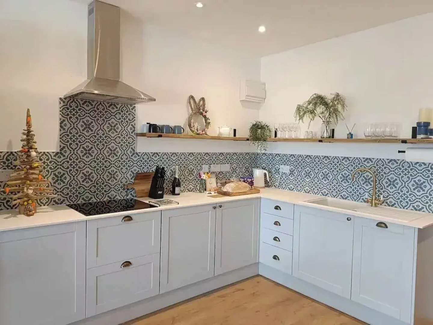 2-bed Coastal Cottage - Sleeps 4 - Pet Friendly