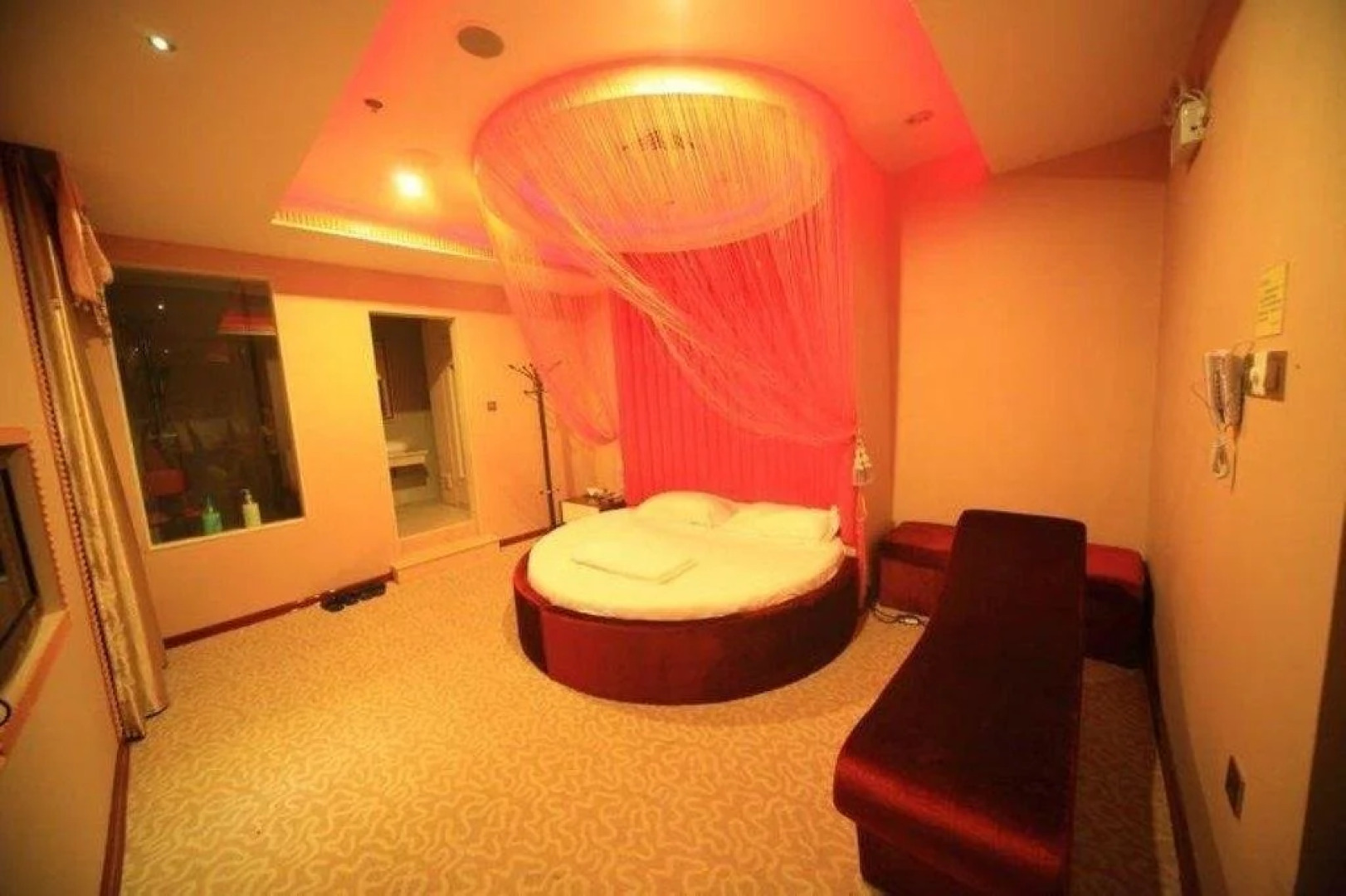 Longyan Wuping Zijin Hotel