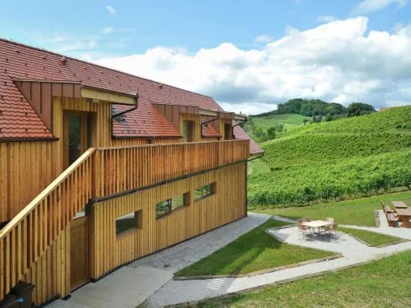 Wine & Tourisam Valdhuber Apartments