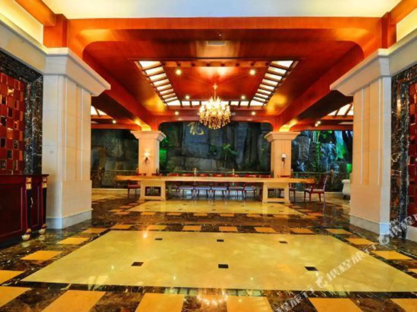 Huayecheng Holiday Hotel