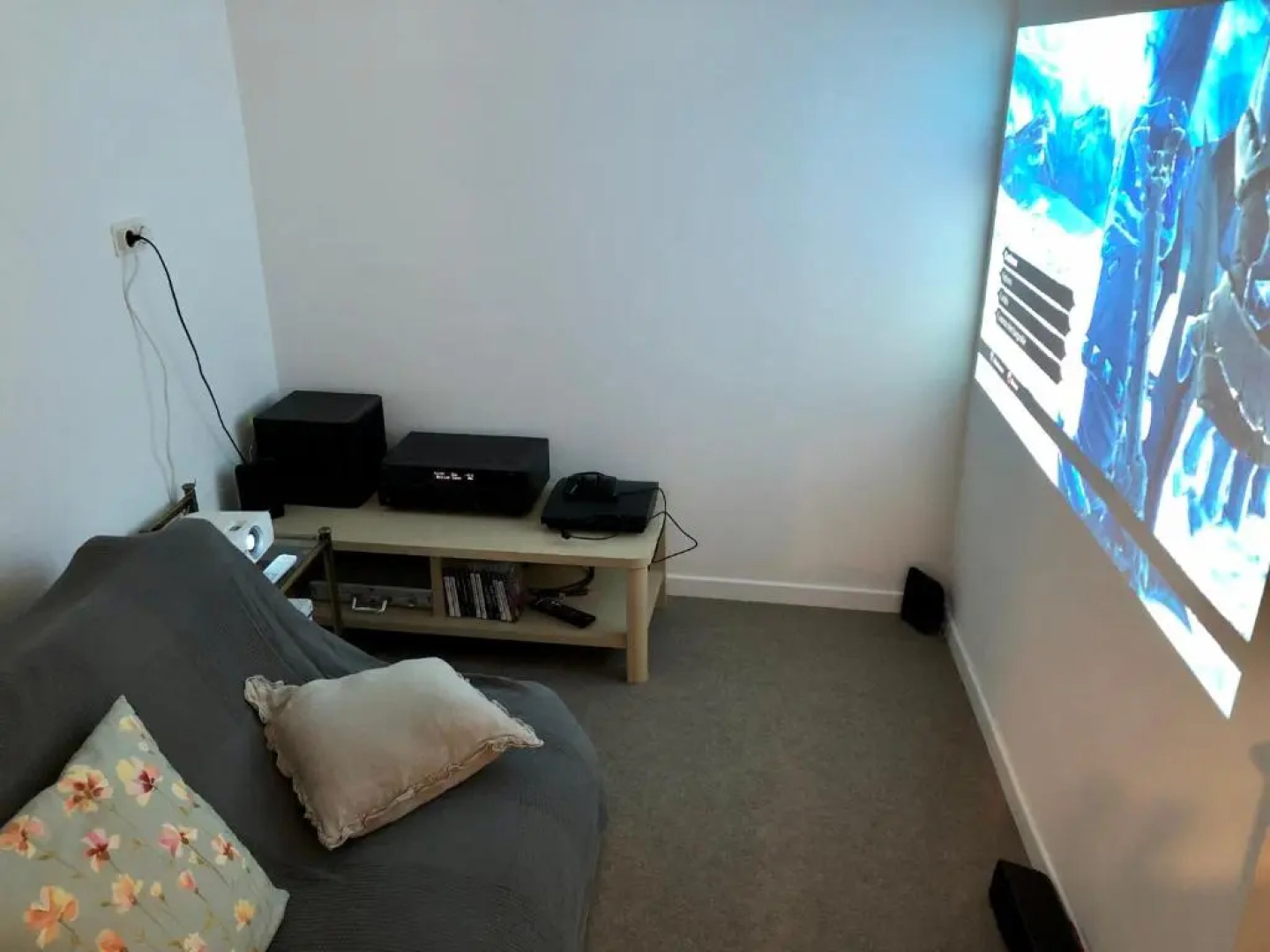 Maison des pêcheurs vue lac a 50m du port dans quartier historique