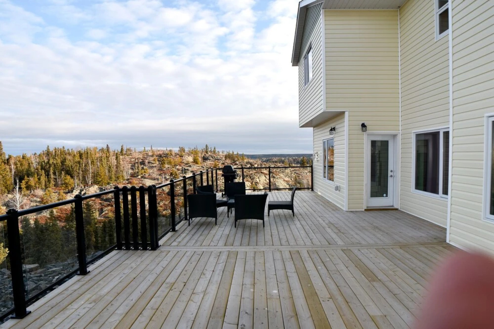 Aurora Deluxe Vacation Guest House