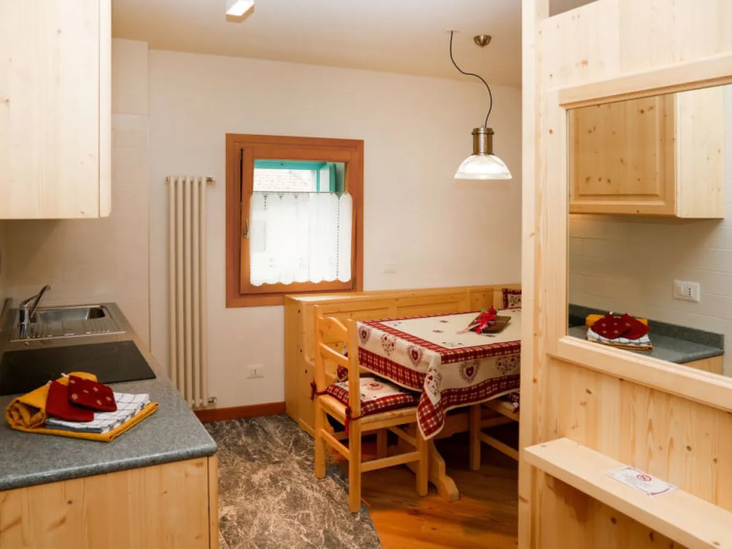 Cjase Fravins (RVO111)