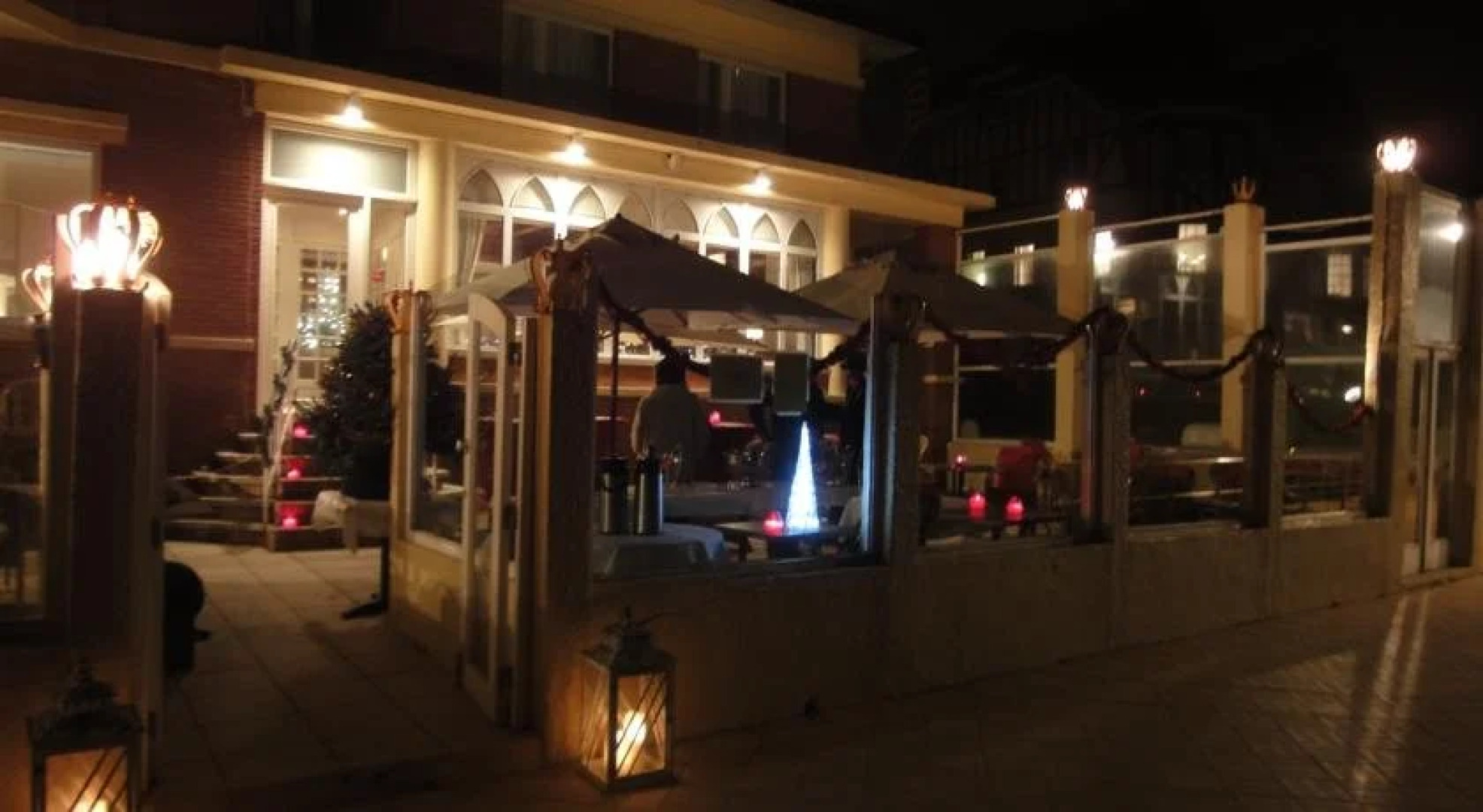 Beach Hotel - Auberge des Rois