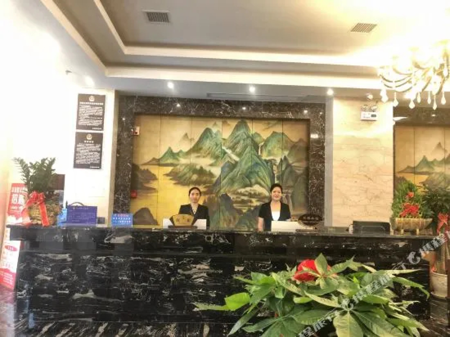 遵义皇冠假日酒店