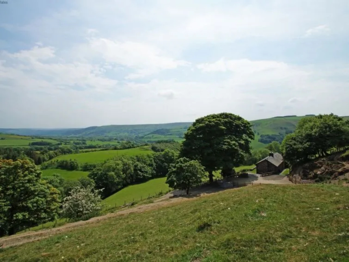 Holiday Home Uwch y Foel