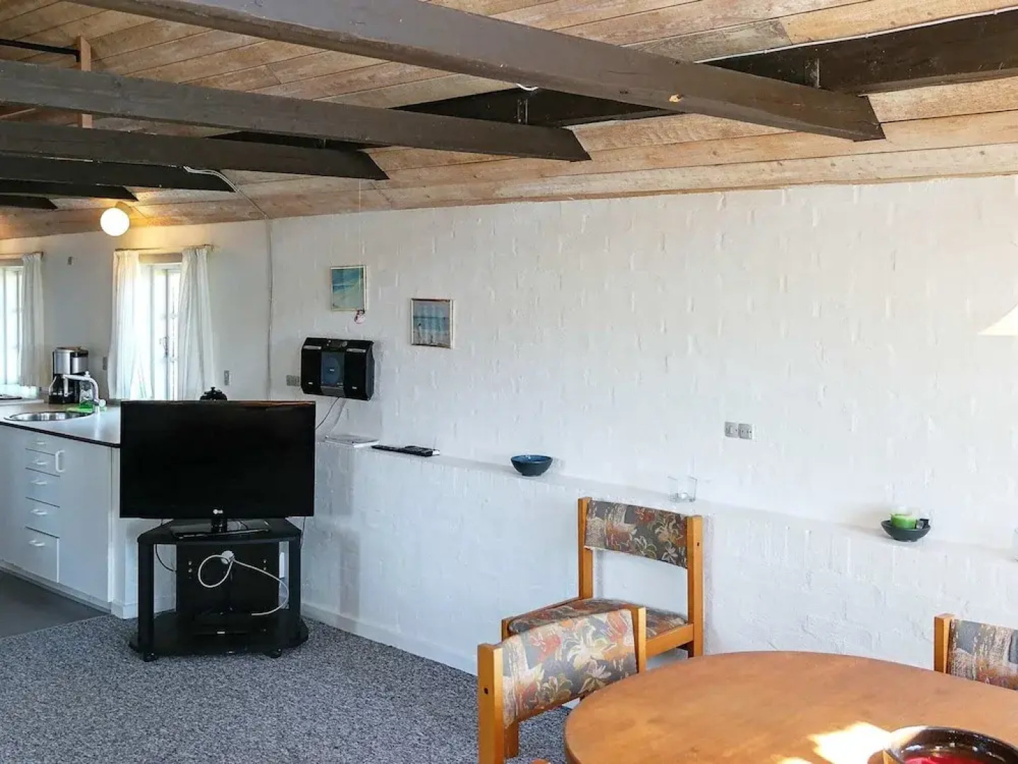 6 Person Holiday Home in Veslos-by Traum