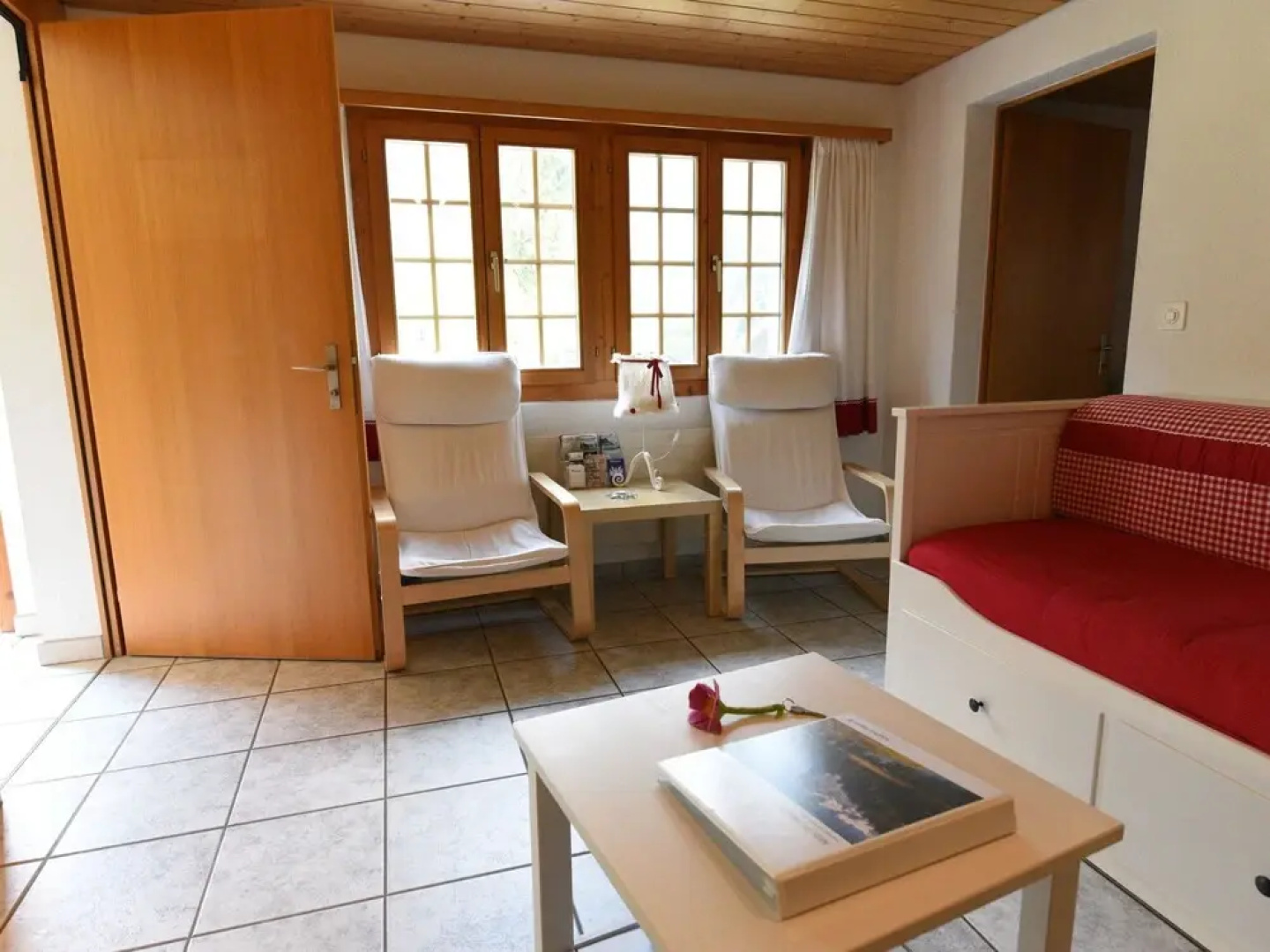 Cozy Apartment in Meiringen With Mountain View